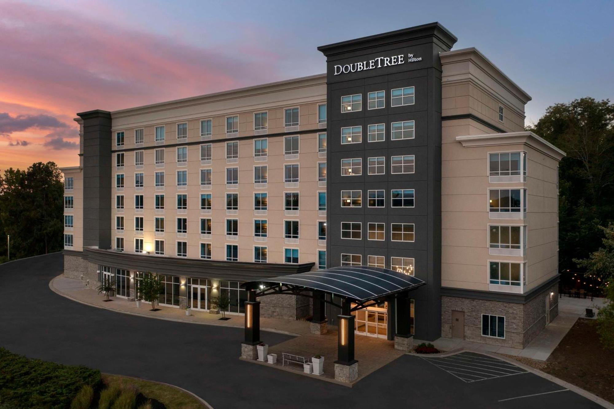 Doubletree By Hilton Chattanooga Hamilton Place Exterior photo